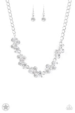 Load image into Gallery viewer, Hollywood Hills Paparazzi Necklace