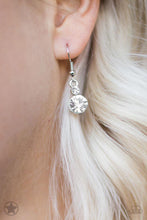 Load image into Gallery viewer, Hollywood Hills Paparazzi Necklace