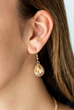 Load image into Gallery viewer, Socialite Social - Gold Paparazzi Necklace