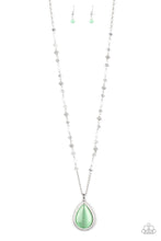 Load image into Gallery viewer, Fashion Flaunt - Green Paparazzi Necklace