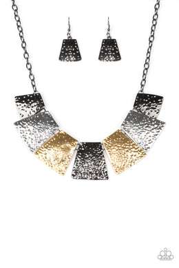 Here Comes The Huntress - Multi Paparazzi Necklace