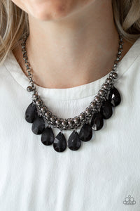 Fashionista Flair - Black Paparazzi Necklace - Glam4love
