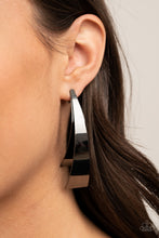 Load image into Gallery viewer, Paparazzi Earrings - Underestimated Edge - Black