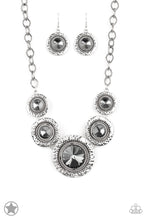Load image into Gallery viewer, Global Glamour Paparazzi Necklace - Glam4love