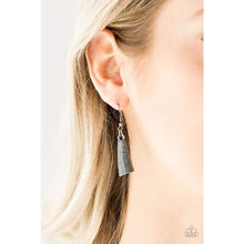 Load image into Gallery viewer, Paparazzi Feast or Famine - Black/Gunmetal Necklace